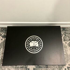 Canada Goose Black Box